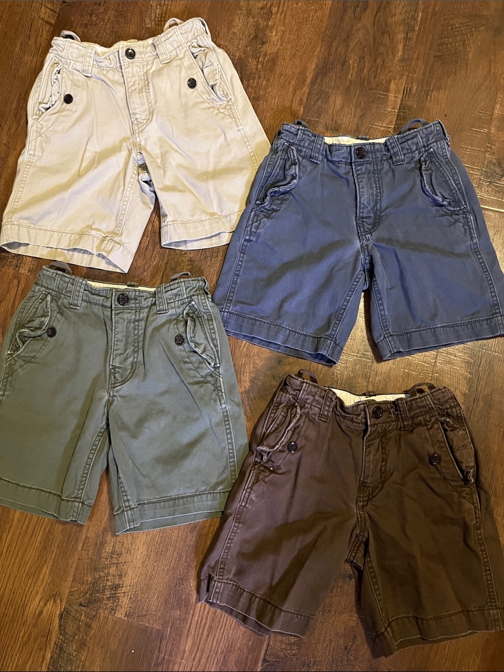 4 GAP Boys Size 6 Cargo Shorts Bundle- Beige, Grey/Blue, Olive & Brown